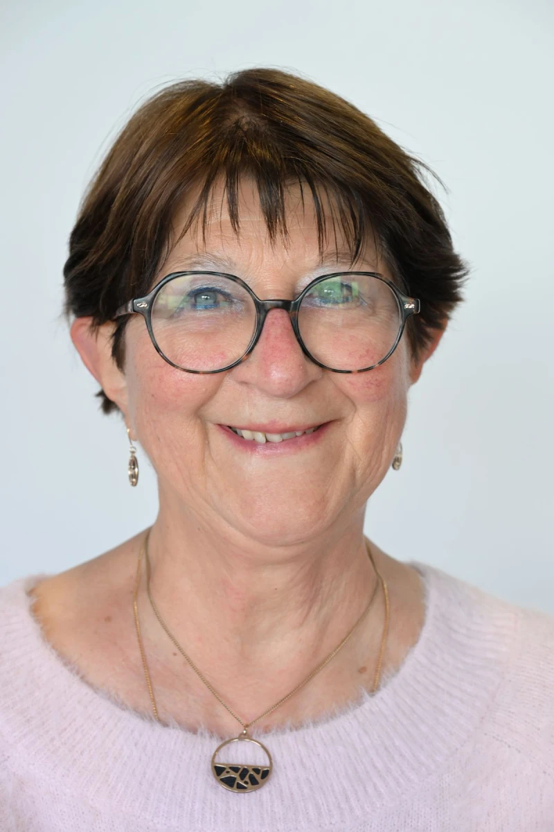Catherine TSCHAMBSER